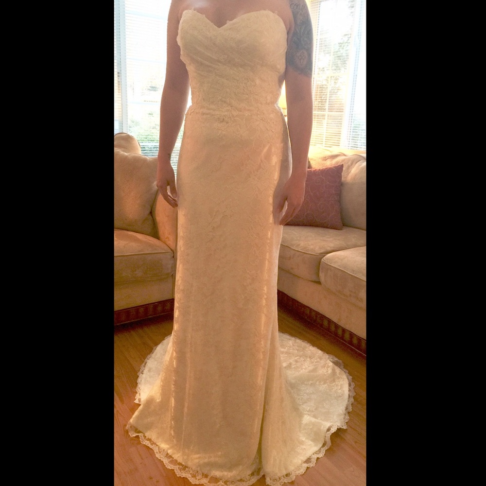 NWT Unaltered Ivory Lace Strapless Wedding Dress - Picture 7 of 11